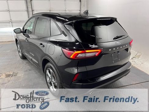 Used 2024 Ford Escape ST-Line image 5