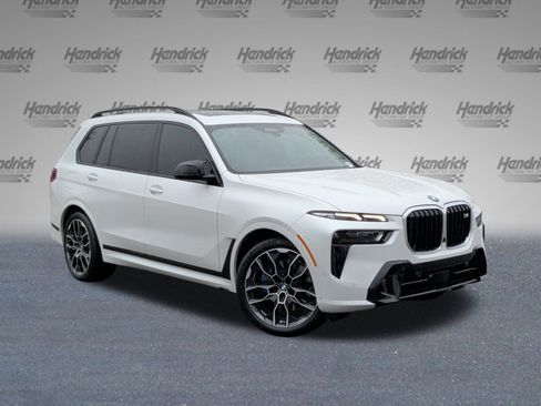 New 2026 BMW X7 M60i image 2