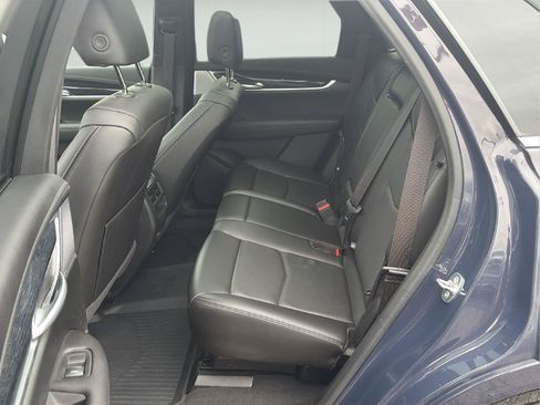 Certified 2024 Cadillac XT5 Premium Luxury w/ LPO, Floor Liner Package AWD/4WD image 14