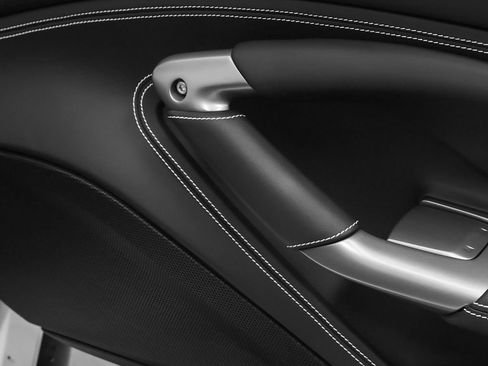Certified 2022 Ferrari F8 Tributo RWD image 28