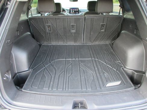 Used 2024 Chevrolet Blazer LT w/ Convenience Package FWD image 10