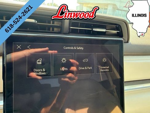 Used 2026 GMC Terrain Denali AWD/4WD image 36