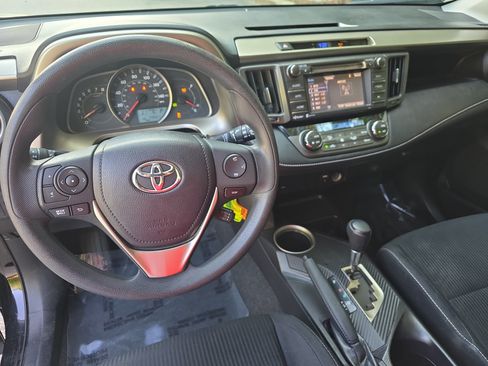 Used 2015 Toyota RAV4 XLE FWD image 15