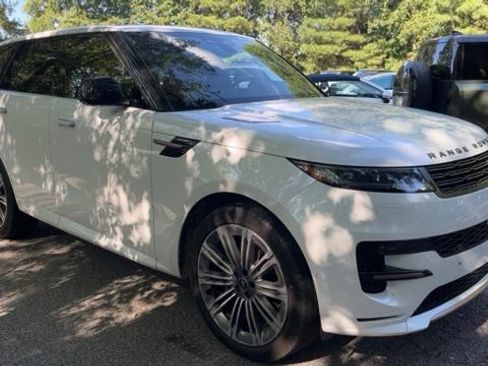 Certified 2024 Land Rover Range Rover Sport Dynamic SE AWD/4WD image 2