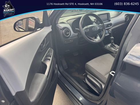 Used 2020 Hyundai Kona SE w/ Cargo Package image 10