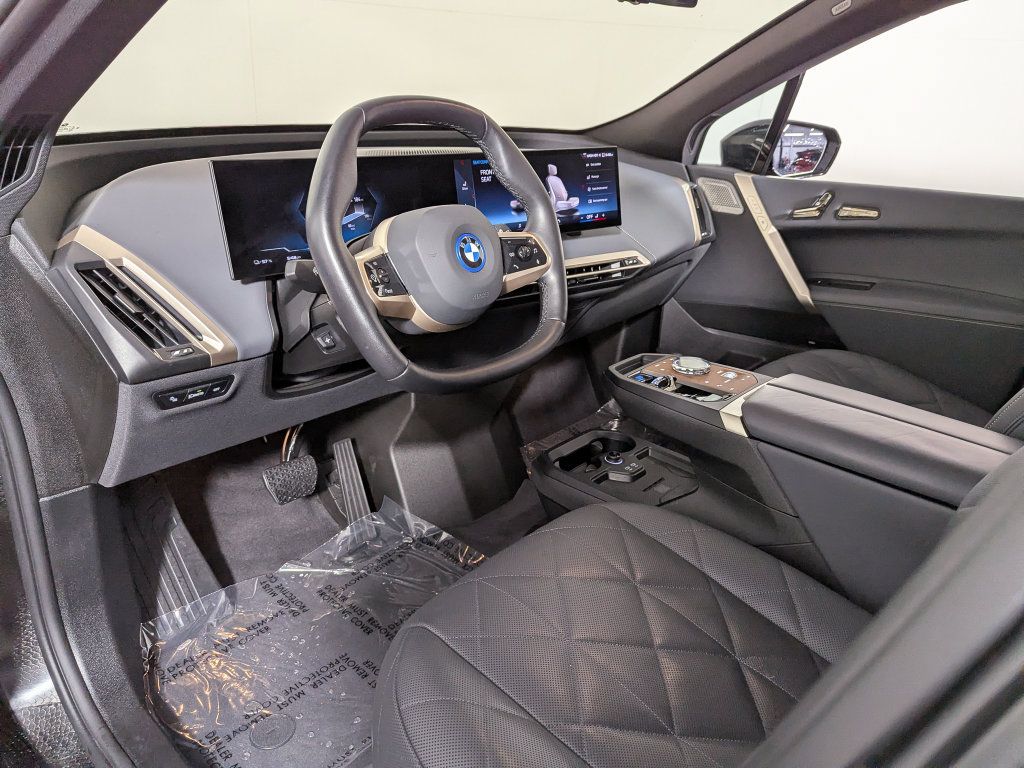 Used 2024 BMW iX M60 AWD/4WD image 15