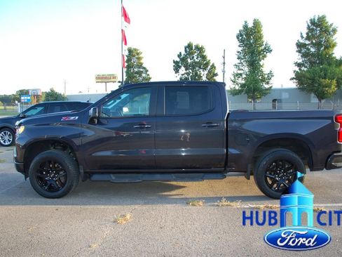 Used 2022 Chevrolet Silverado 1500 RST AWD/4WD image 2