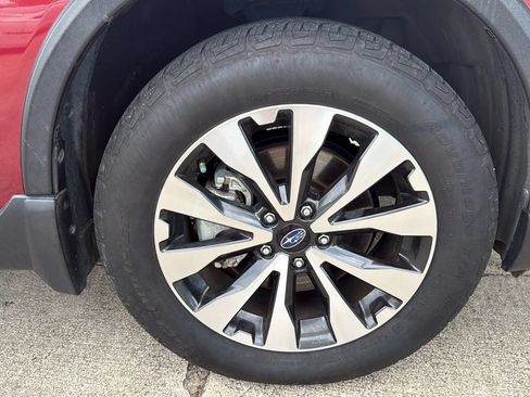 Used 2016 Subaru Outback 2.5i Limited AWD/4WD image 32
