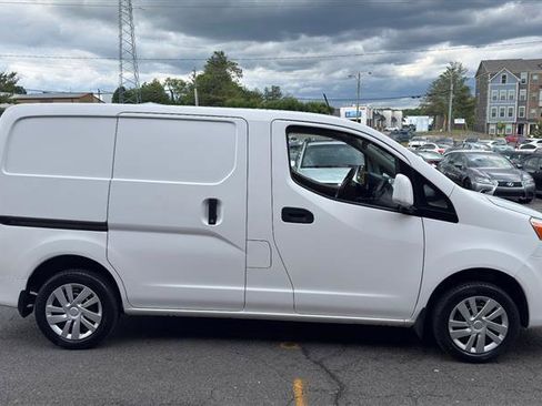 Used 2015 Nissan NV200 SV w/ Technology Package FWD image 13