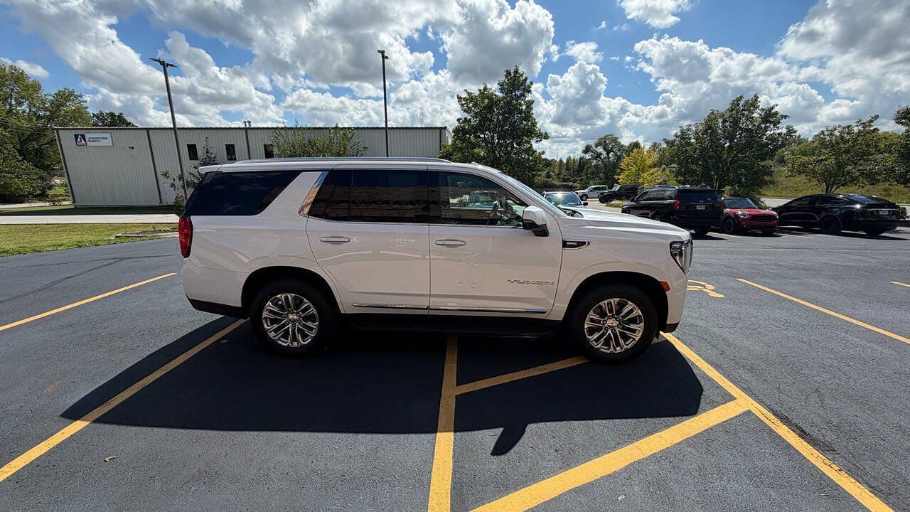 Used 2021 GMC Yukon SLT w/ SLT Luxury Package AWD/4WD image 2