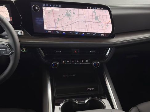 New 2026 Chevrolet Tahoe Z71 w/ Z71 Off-Road Package AWD/4WD image 13