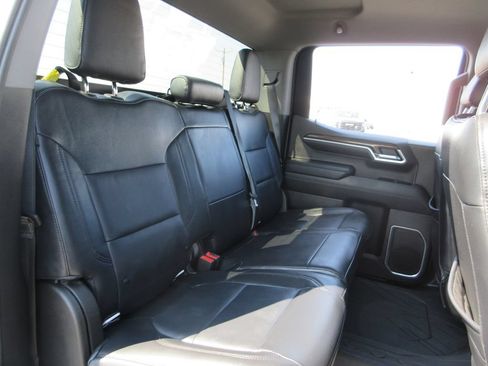 Used 2022 Chevrolet Silverado 1500 RST w/ Rally Edition AWD/4WD image 22