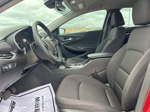 Used 2024 Chevrolet Malibu RS w/ LPO, Floor Liner Package image 12