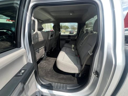 Used 2015 Ford F150 XLT image 14