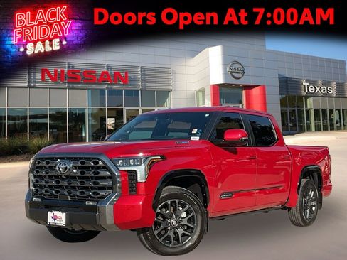 Used 2025 Toyota Tundra Platinum image 1