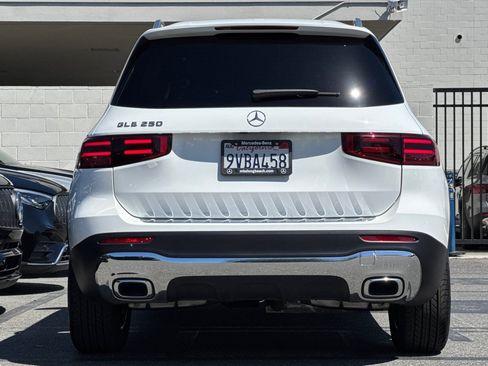 Certified 2026 Mercedes-Benz GLB 250 image 5