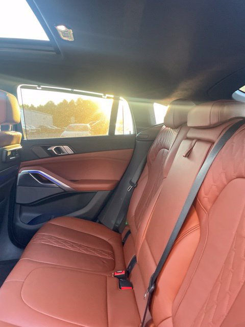 Used 2023 BMW X6 xDrive40i w/ Executive Package AWD/4WD image 3