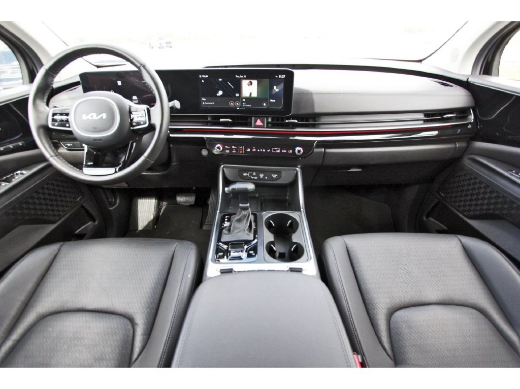 Used 2026 Kia Carnival SX Prestige FWD image 10