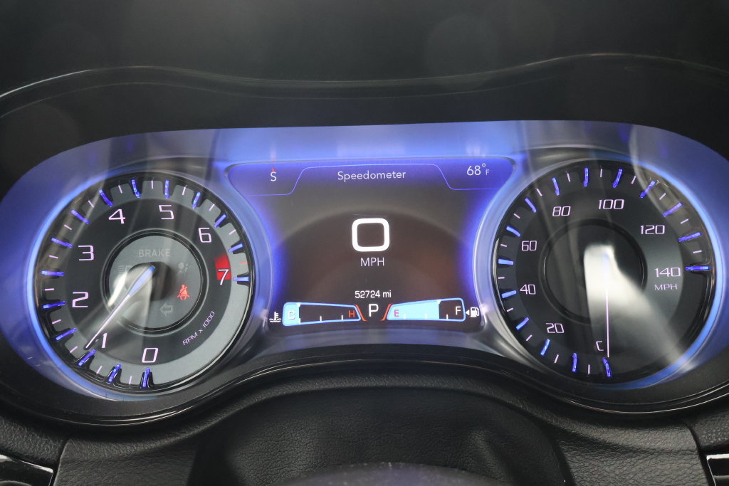 Used 2023 Chrysler 300 S w/ Comfort Group RWD image 19