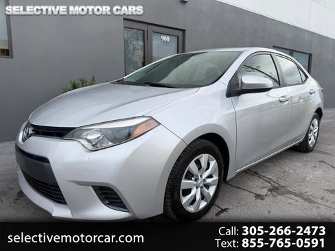 Used 2015 Toyota Corolla LE image 1
