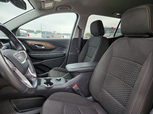 Used 2020 GMC Terrain SLE image 7