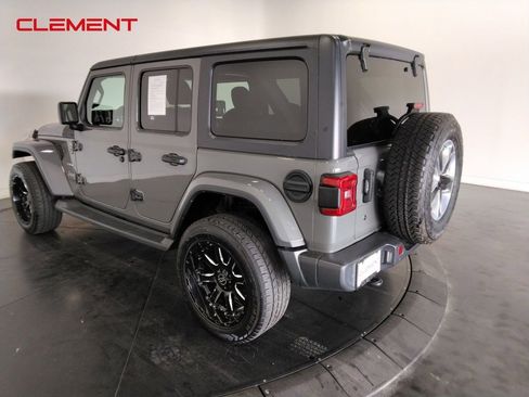 Used 2019 Jeep Wrangler Unlimited Sahara image 7