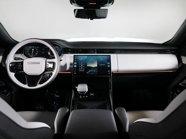 New 2026 Land Rover Range Rover Sport Dynamic SE AWD/4WD image 4