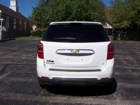 Used 2017 Chevrolet Equinox LT w/ Convenience Package image 5