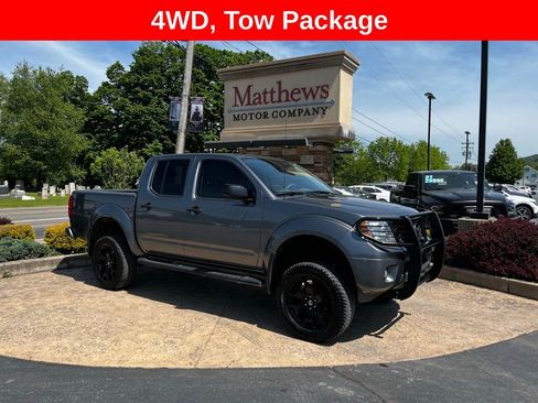 Used 2021 Nissan Frontier SV w/ Midnight Edition Floor Mats AWD/4WD image 1
