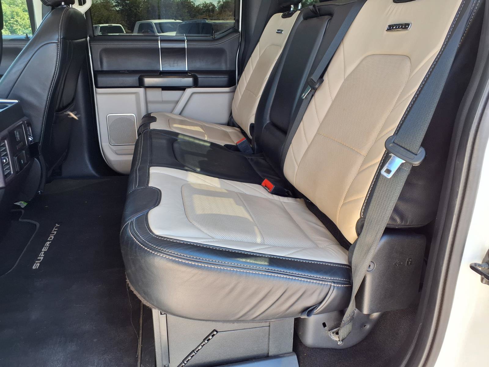 Used 2020 Ford F250 Limited w/ FX4 Off-Road Package AWD/4WD image 12
