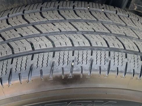 Certified 2024 Toyota Tacoma SR5 image 35