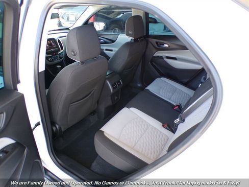 Used 2020 Chevrolet Equinox LS FWD image 19