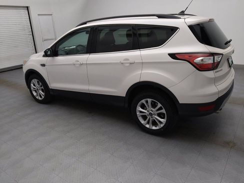 Used 2018 Ford Escape SE w/ SE Sync 3 Package image 3