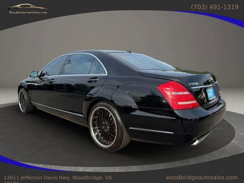Used 2011 Mercedes-Benz S 550 4MATIC image 8