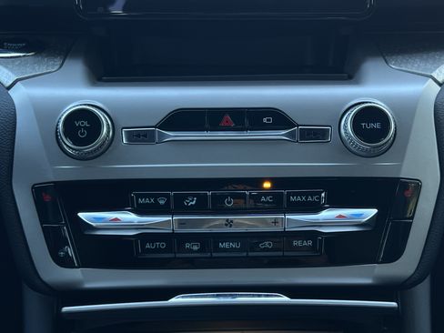 Used 2023 Ford Explorer Timberline w/ Timberline Technology Package image 18