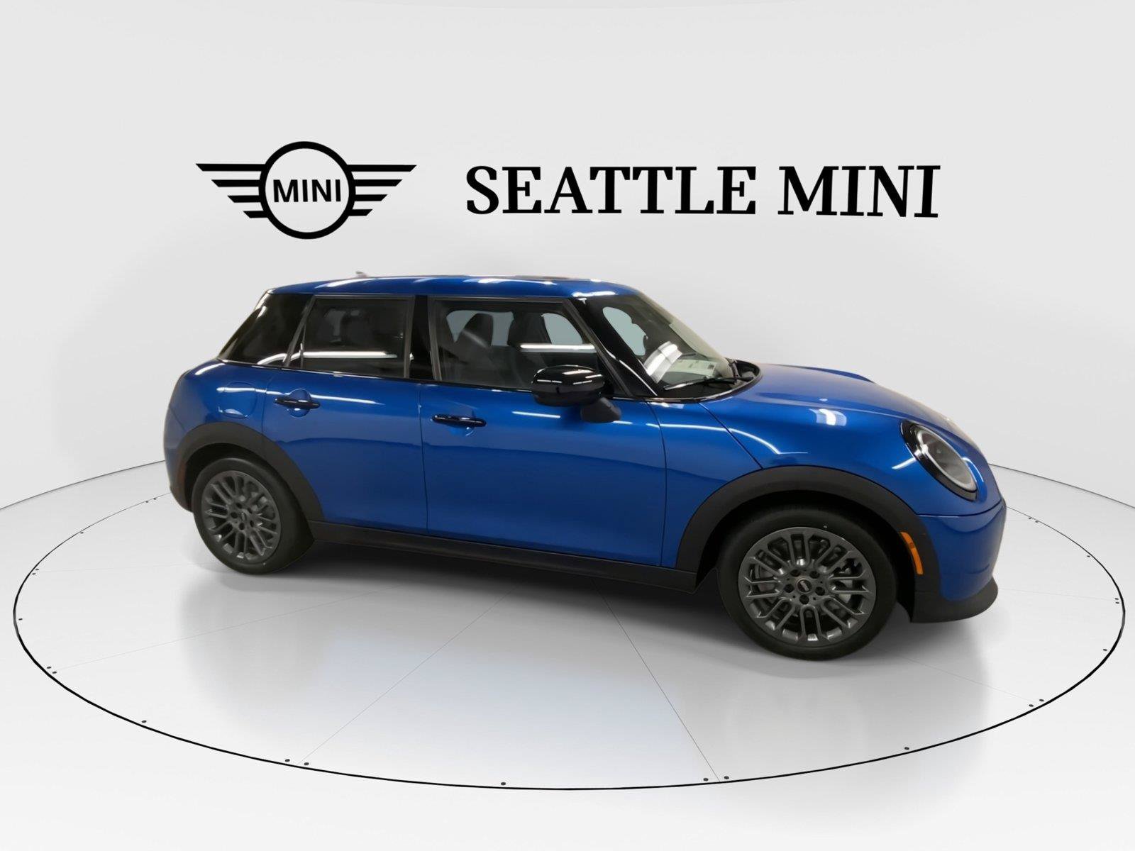 New 2026 MINI Cooper 4-Door Hardtop FWD image 13