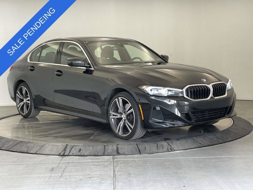 Used 2024 BMW 330i xDrive Sedan w/ Premium Package AWD/4WD image 7