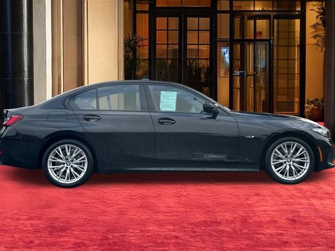 Used 2023 BMW 330e w/ Convenience Package image 9