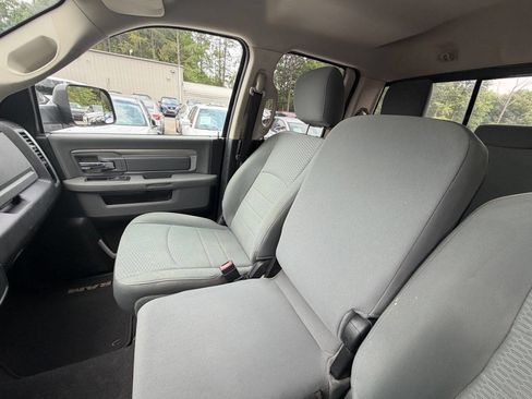 Used 2016 RAM 1500 Classic SLT RWD image 21