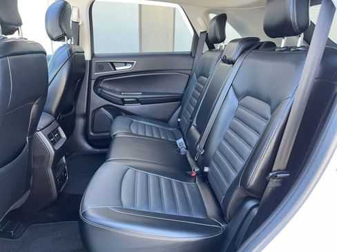 Used 2017 Ford Edge SEL w/ Equipment Group 201A FWD image 21