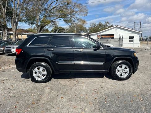 Used 2012 Jeep Grand Cherokee Laredo w/ Laredo E Group AWD/4WD image 4