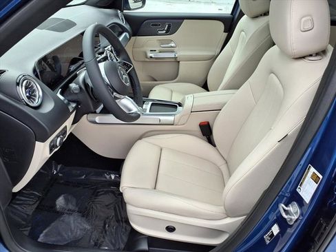New 2026 Mercedes-Benz GLB 250 image 13