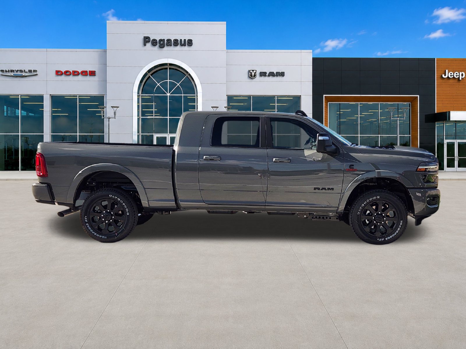 New 2027 RAM 2500 Laramie w/ Night Edition AWD/4WD image 7