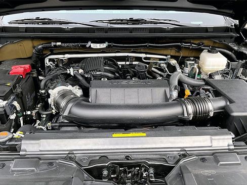 New 2026 Nissan Frontier S image 12