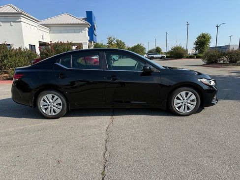 Used 2022 Nissan Sentra S FWD image 8