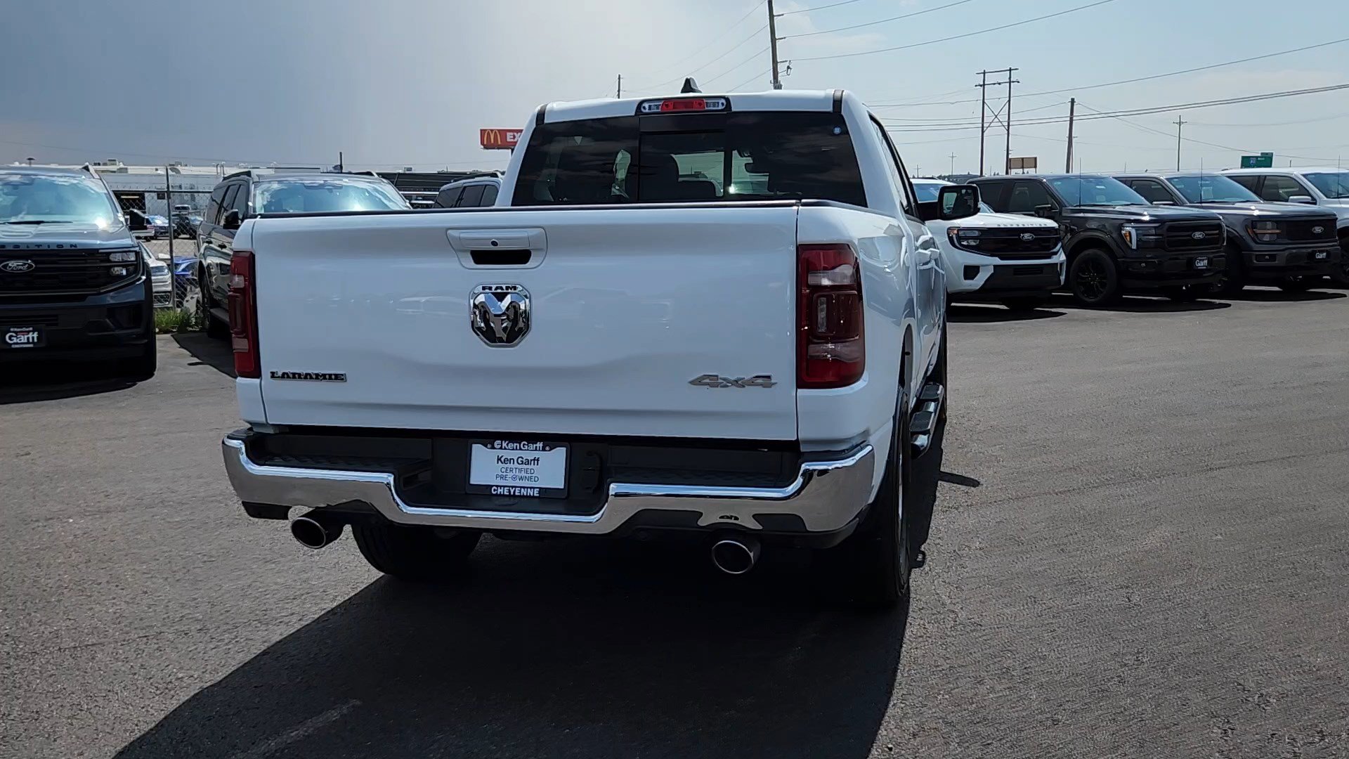 Used 2024 RAM 1500 Laramie AWD/4WD image 4