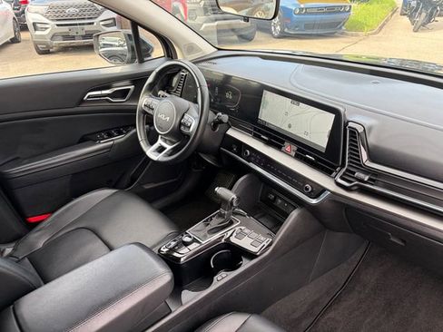 Used 2023 Kia Sportage EX FWD image 5