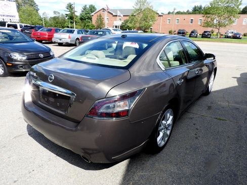 Used 2014 Nissan Maxima 3.5 SV w/ Premium Package image 6