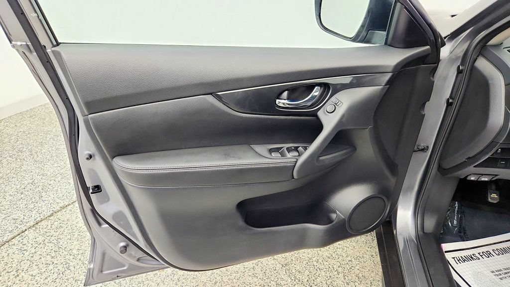 Used 2017 Nissan Rogue S FWD image 10