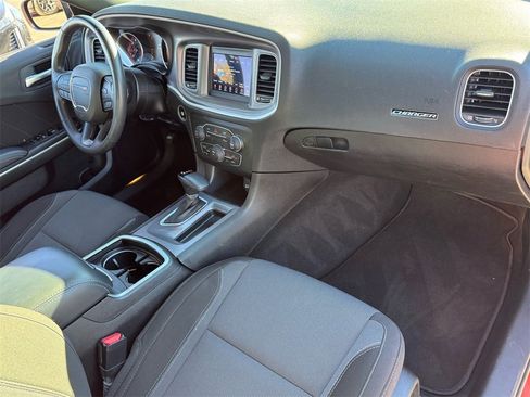Used 2022 Dodge Charger SXT image 21